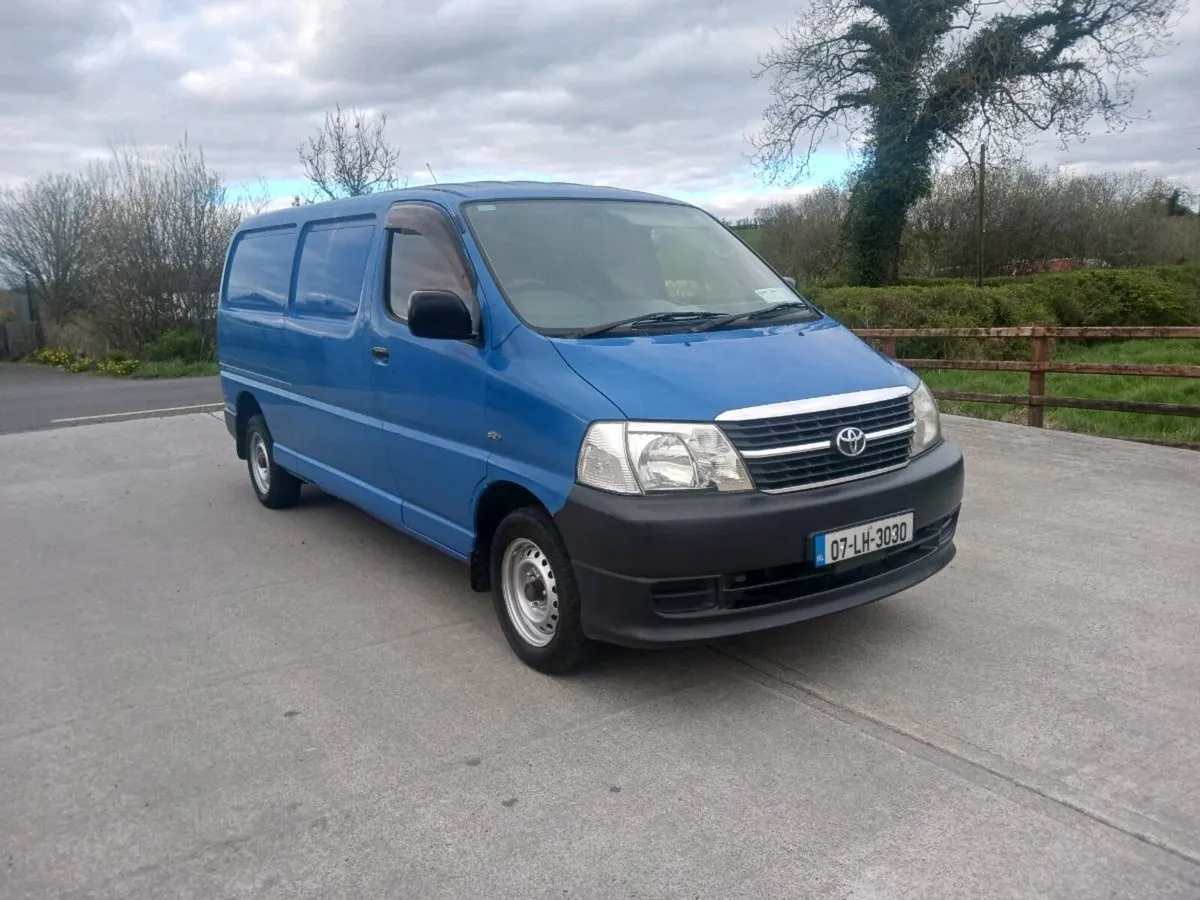 2007 toyota hiace, tested until 03/2027,,,4750 - Image 1