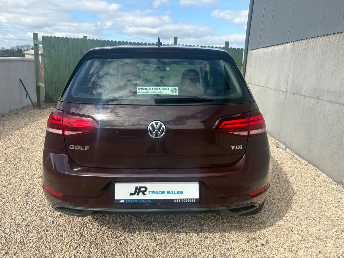 Volkswagen Golf 2017 - Image 2