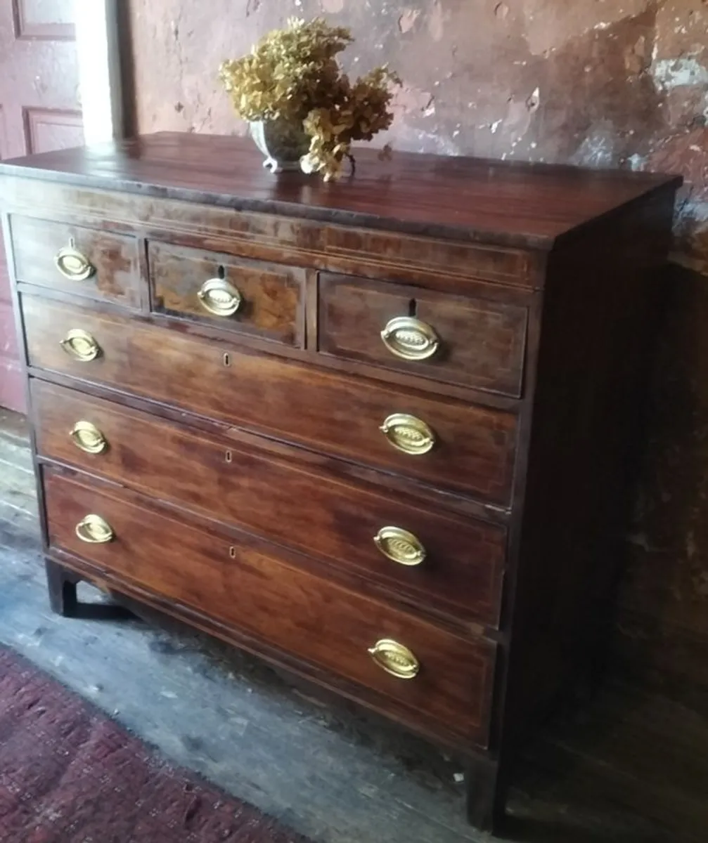 George 111 inlaid mahogany Antique Chest of Drawers - Image 1