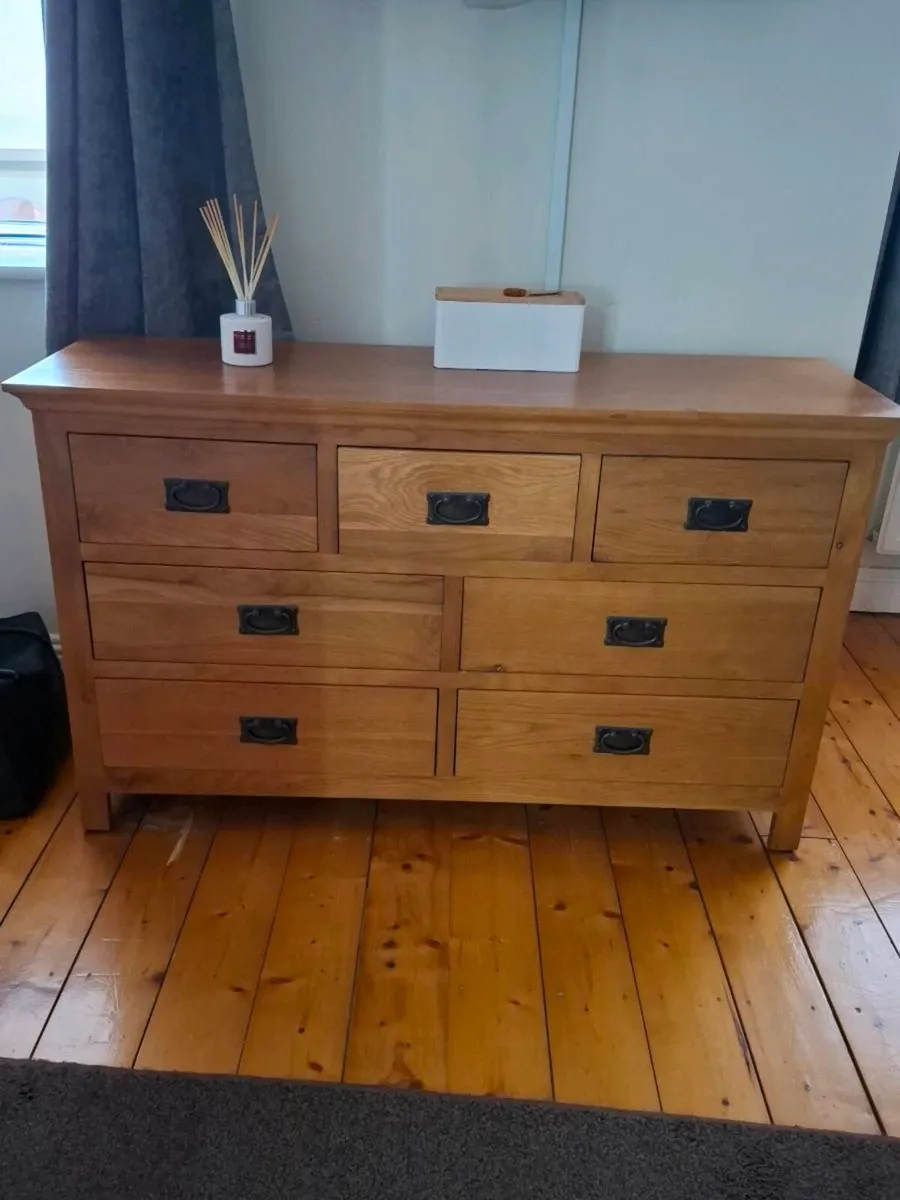 Bedroom dresser - Image 1