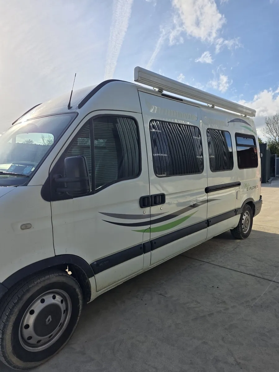 Renault Master campervan - Image 1