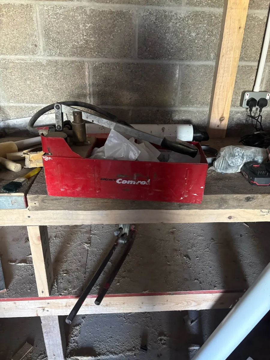 Plumbers pressure tester - Image 3