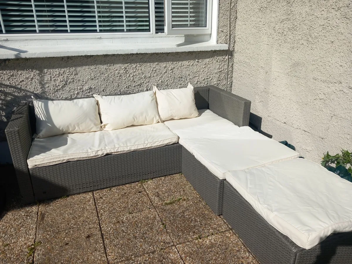 Garden Furniture - Image 2