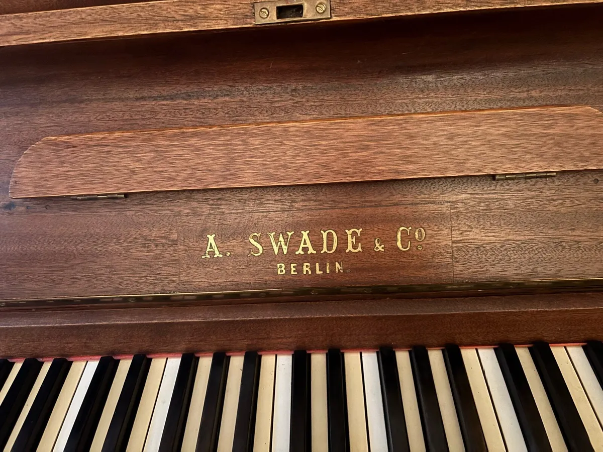 Piano - Image 2