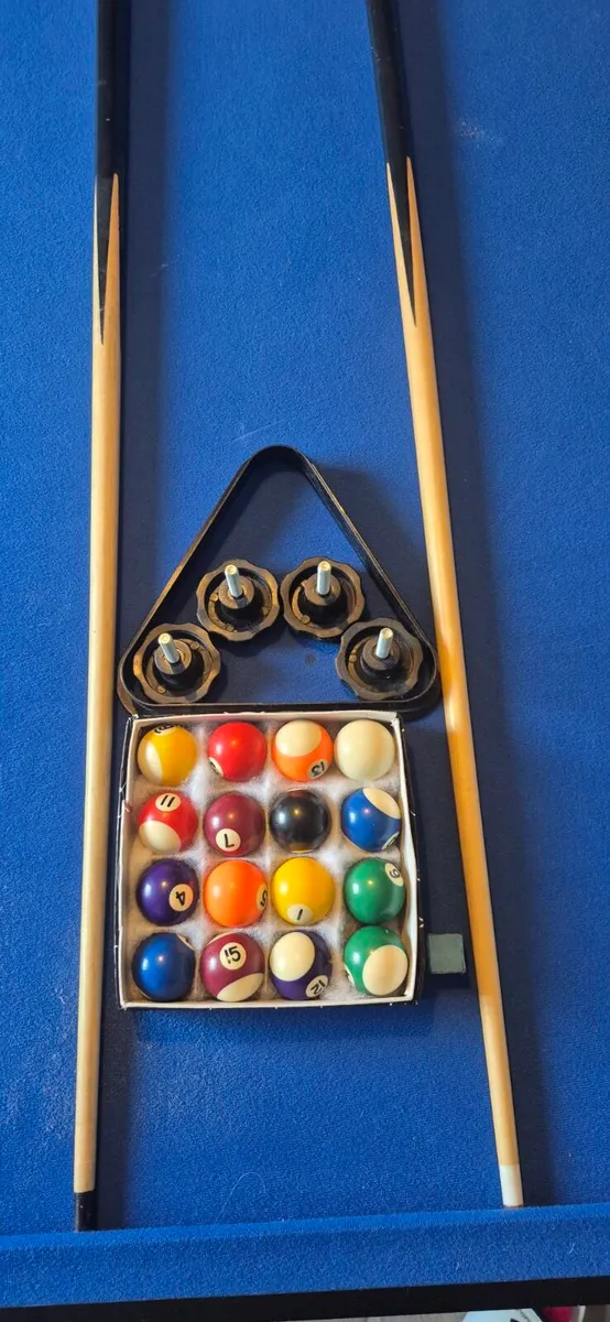 Pool table - Image 2