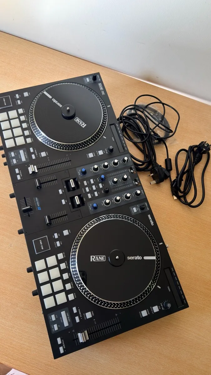 Rane One Motorized DJ Controller + Flight Case - Image 4