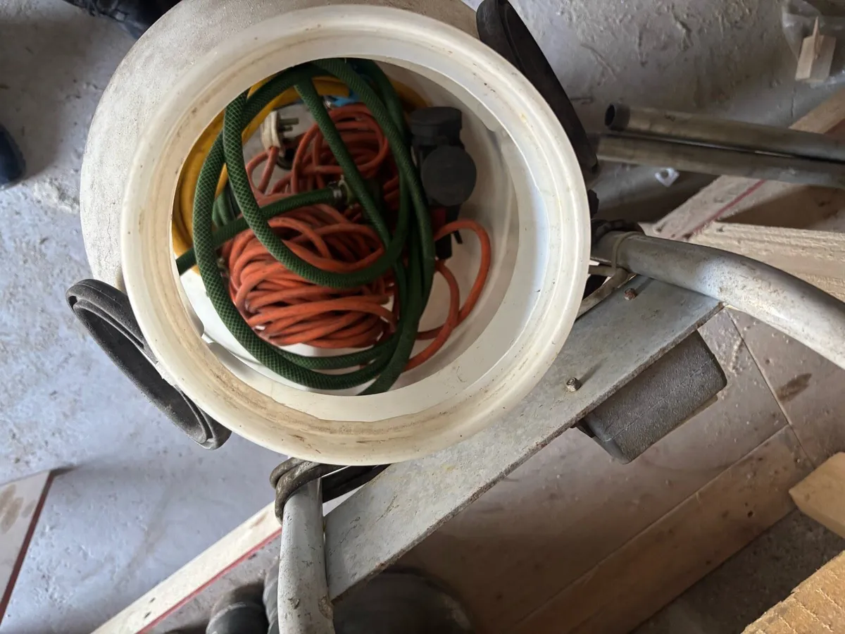 Solar pump - Image 2