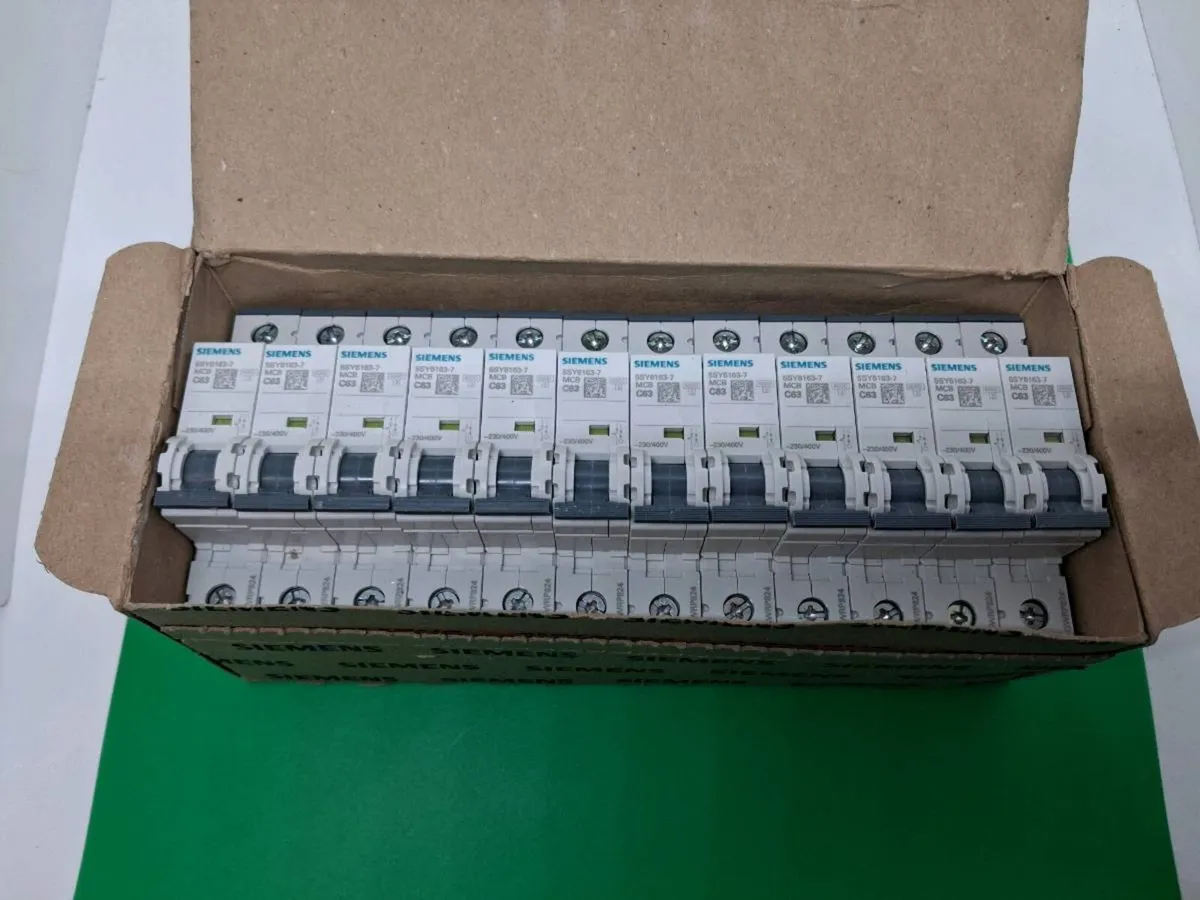 Postage - 12 X Circuit Breakers, 5SY6163-7, MCB-C6 - Image 3