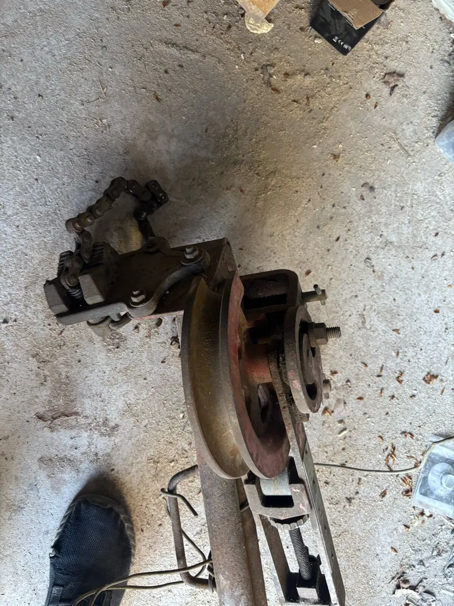 Pipe benders - Image 1