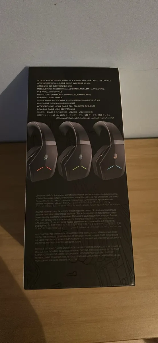 Alienware AW988 Gaming Headset - Image 3
