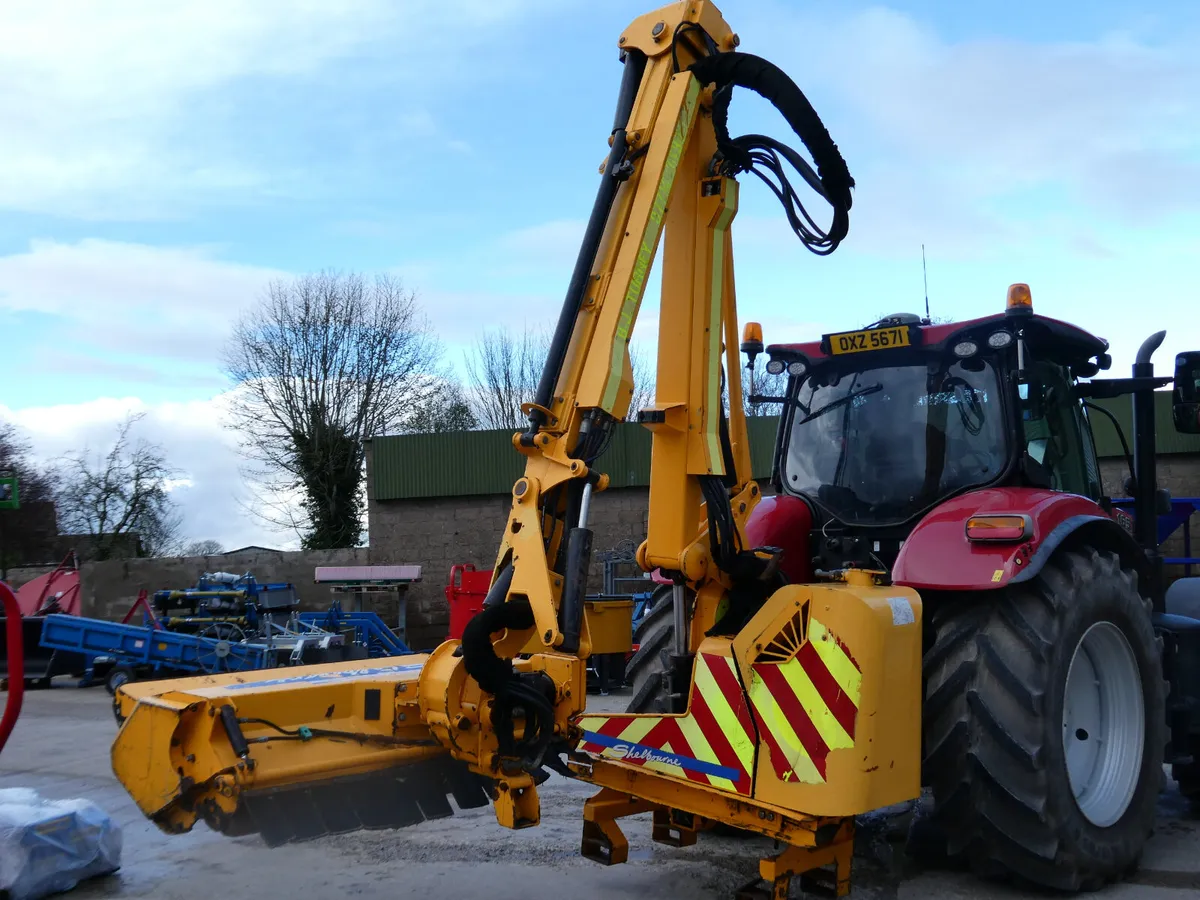 Shelbourne 775VFRT Hedgecutter - Image 2