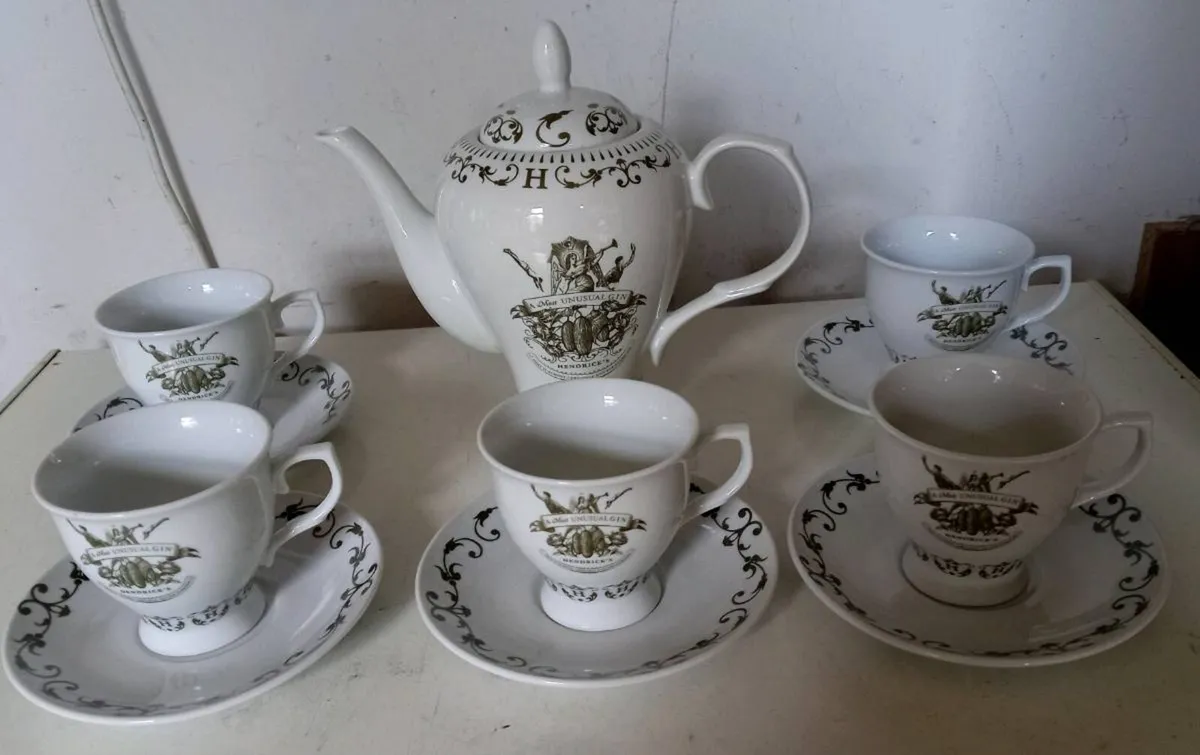 Hendricks Gin Teaset - Image 1