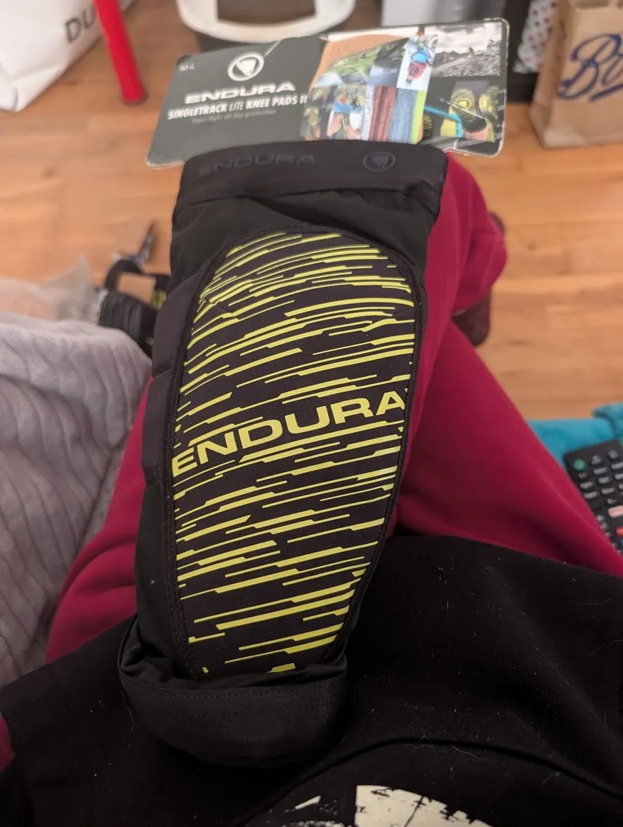 Endura Knee Pads