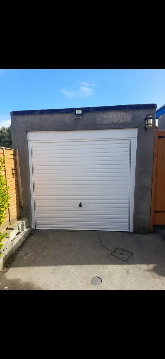 Roller doors - Image 3