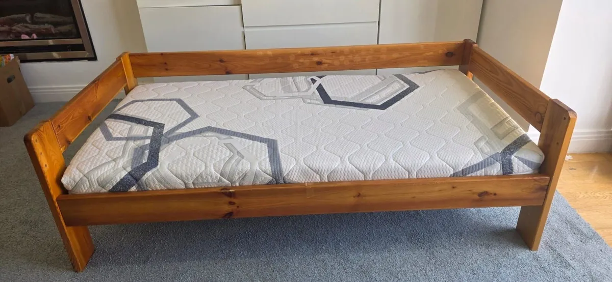 Kids bed 160x80cm with mattress Dublin 15 - Image 1