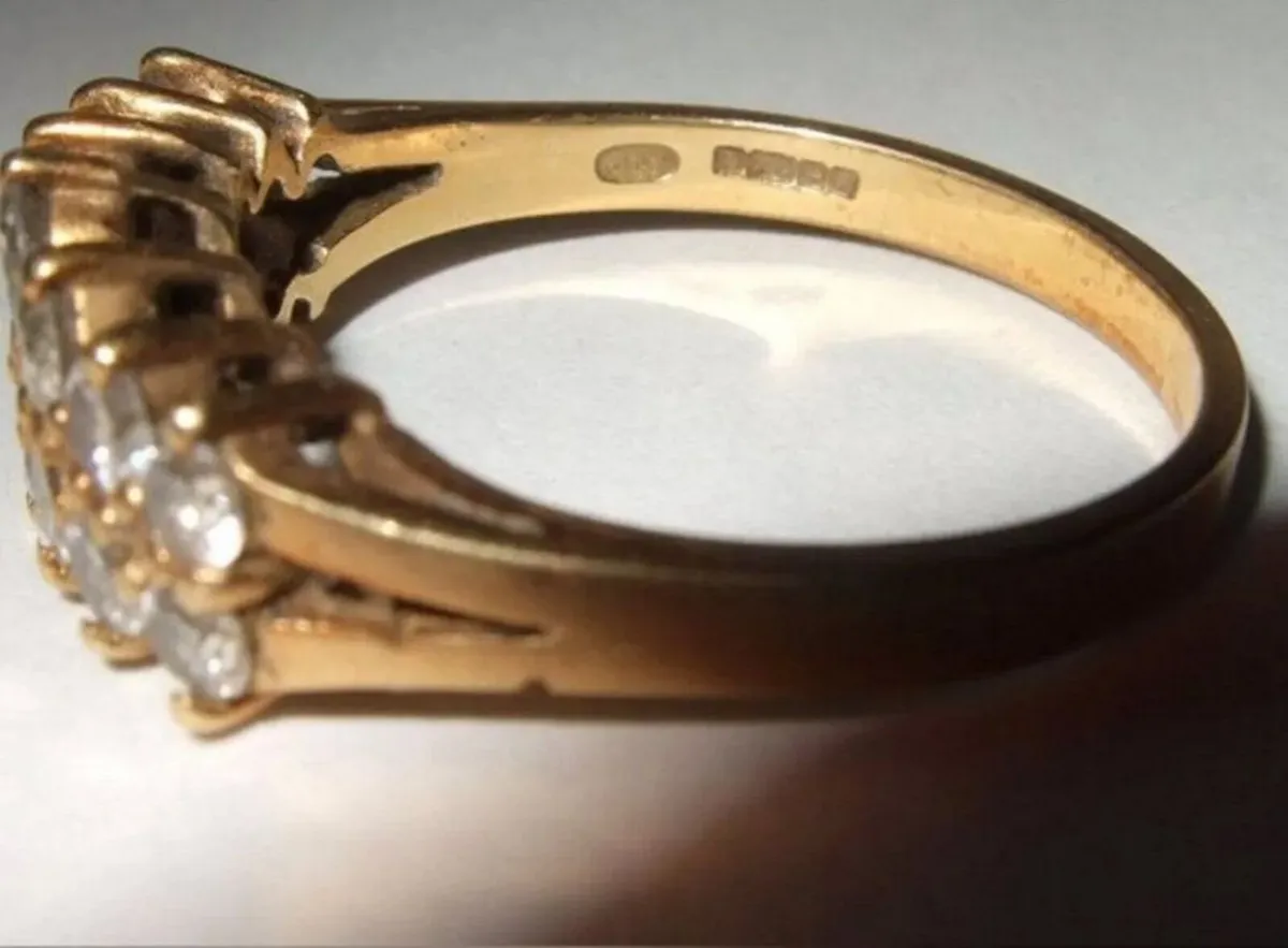 Vintage 18ct Gold & Diamond Ring - Image 3