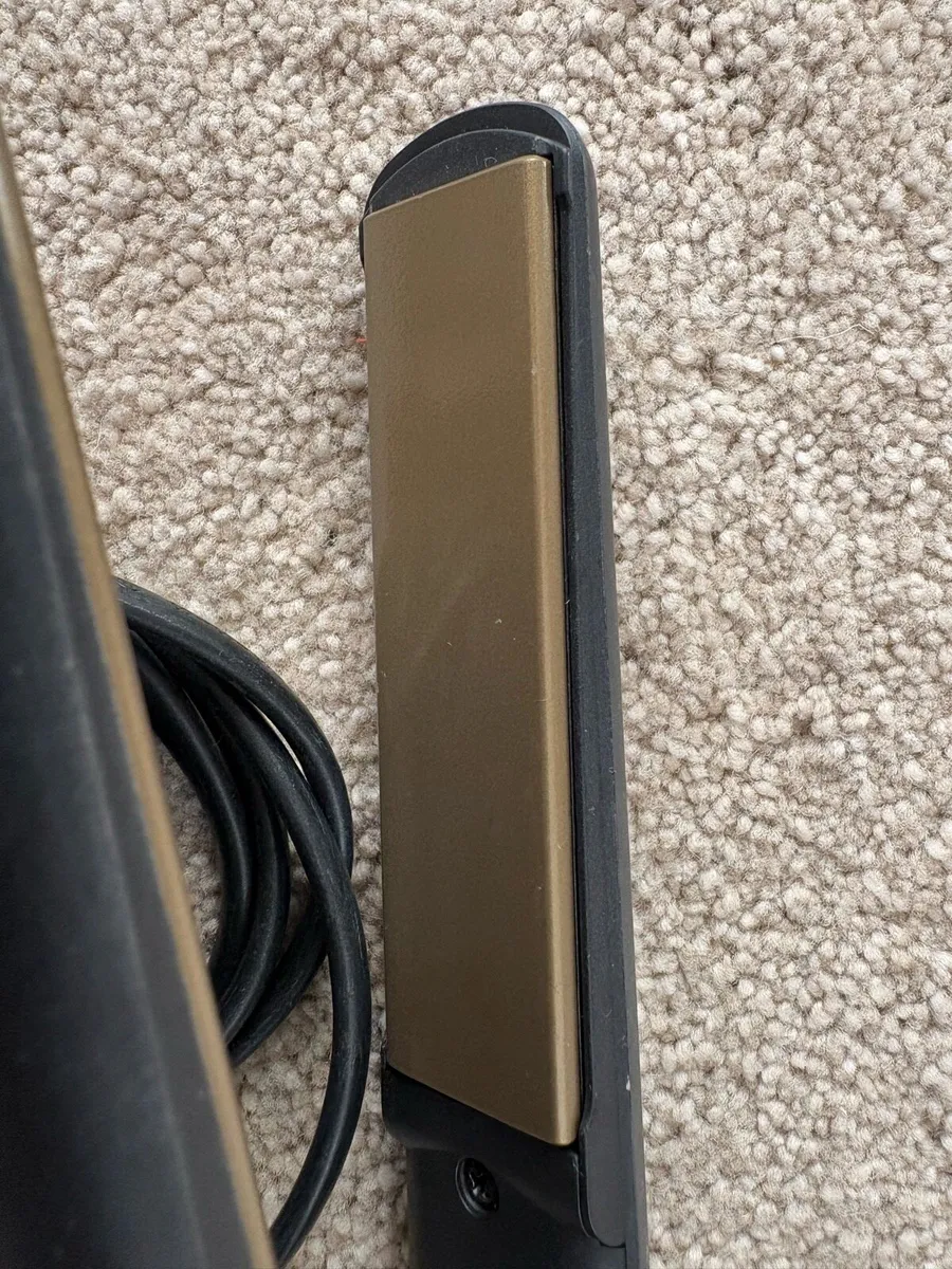 Ghd Hair Straighteners - Image 3