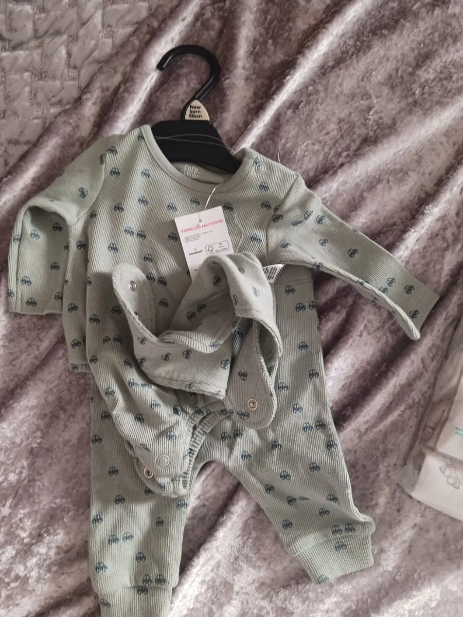 Baby clothes etc etc - Image 3