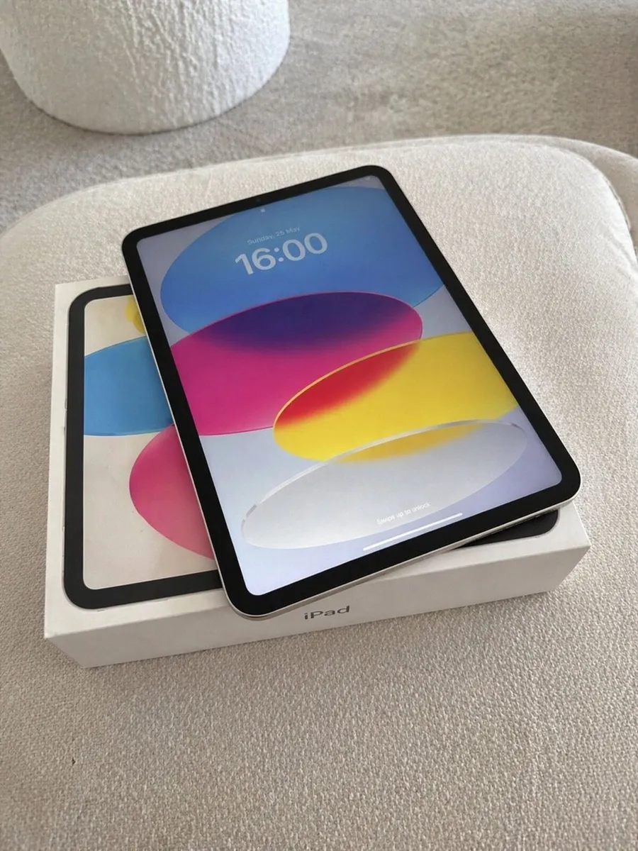 iPad 10th Gen 64GB- Like New with box + Keyboard - Image 1