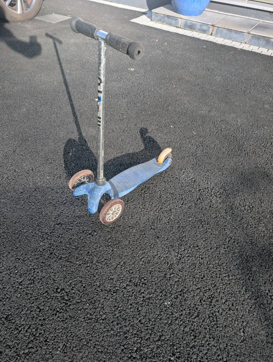 Micro Scooter - Image 1