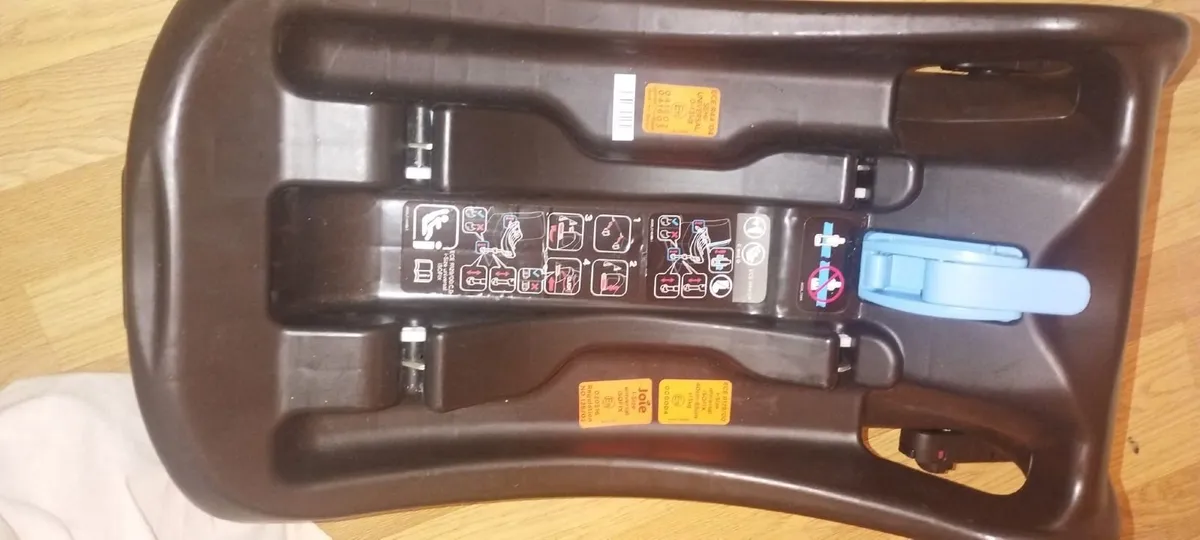 JOIE Car seat/baby carries (i-snug) - Image 2