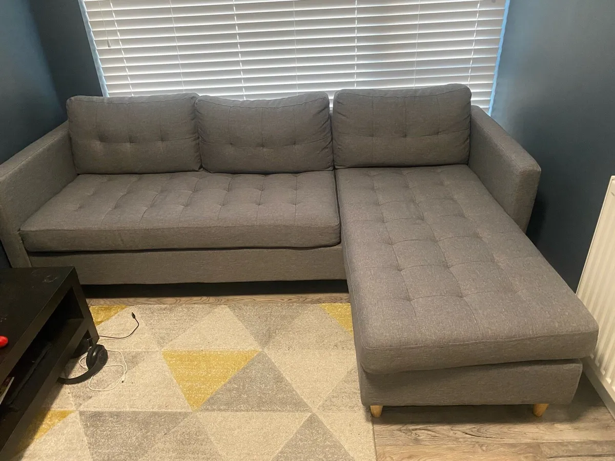 L shaped couch - Image 2