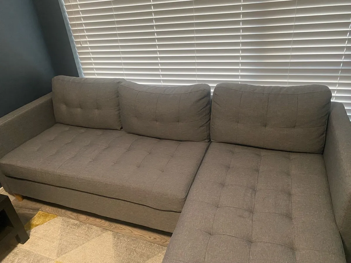 L shaped couch - Image 3