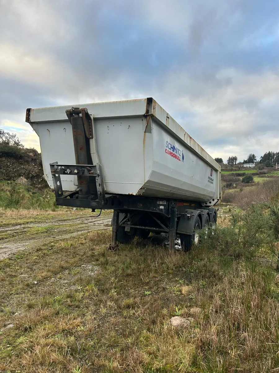 Schmitz Tipping Trailer - Image 2