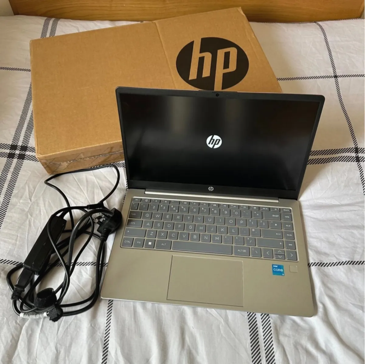 Hp Laptop - Image 2