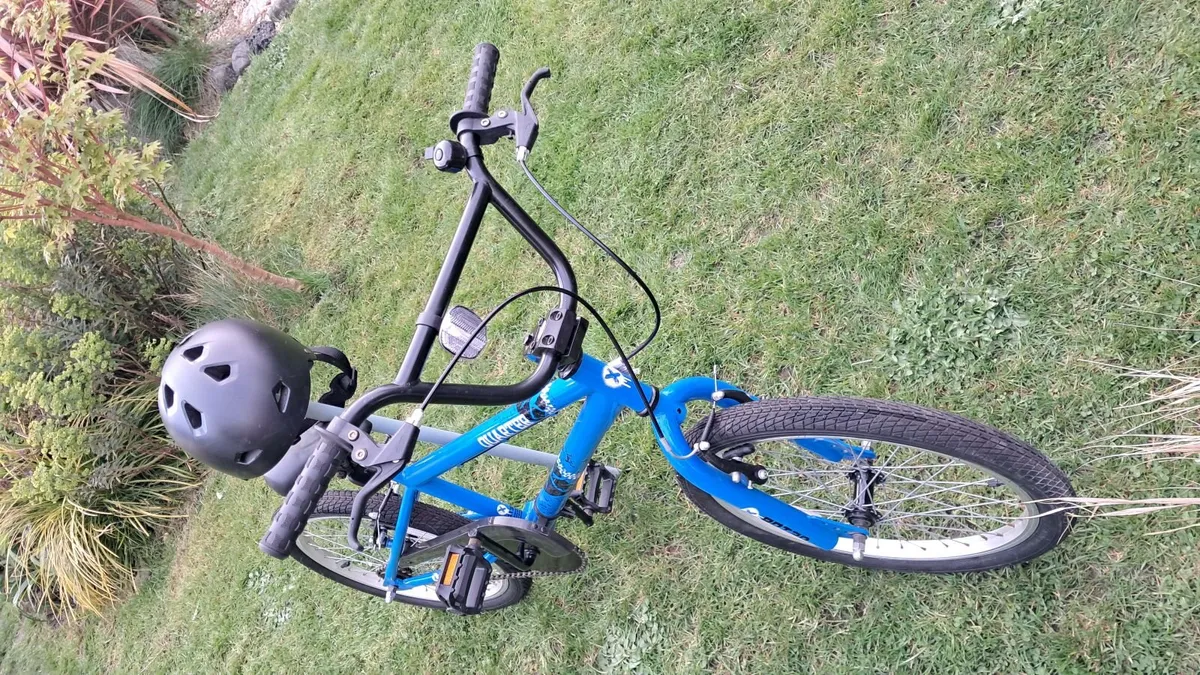 Childrens Bicycle - Image 3