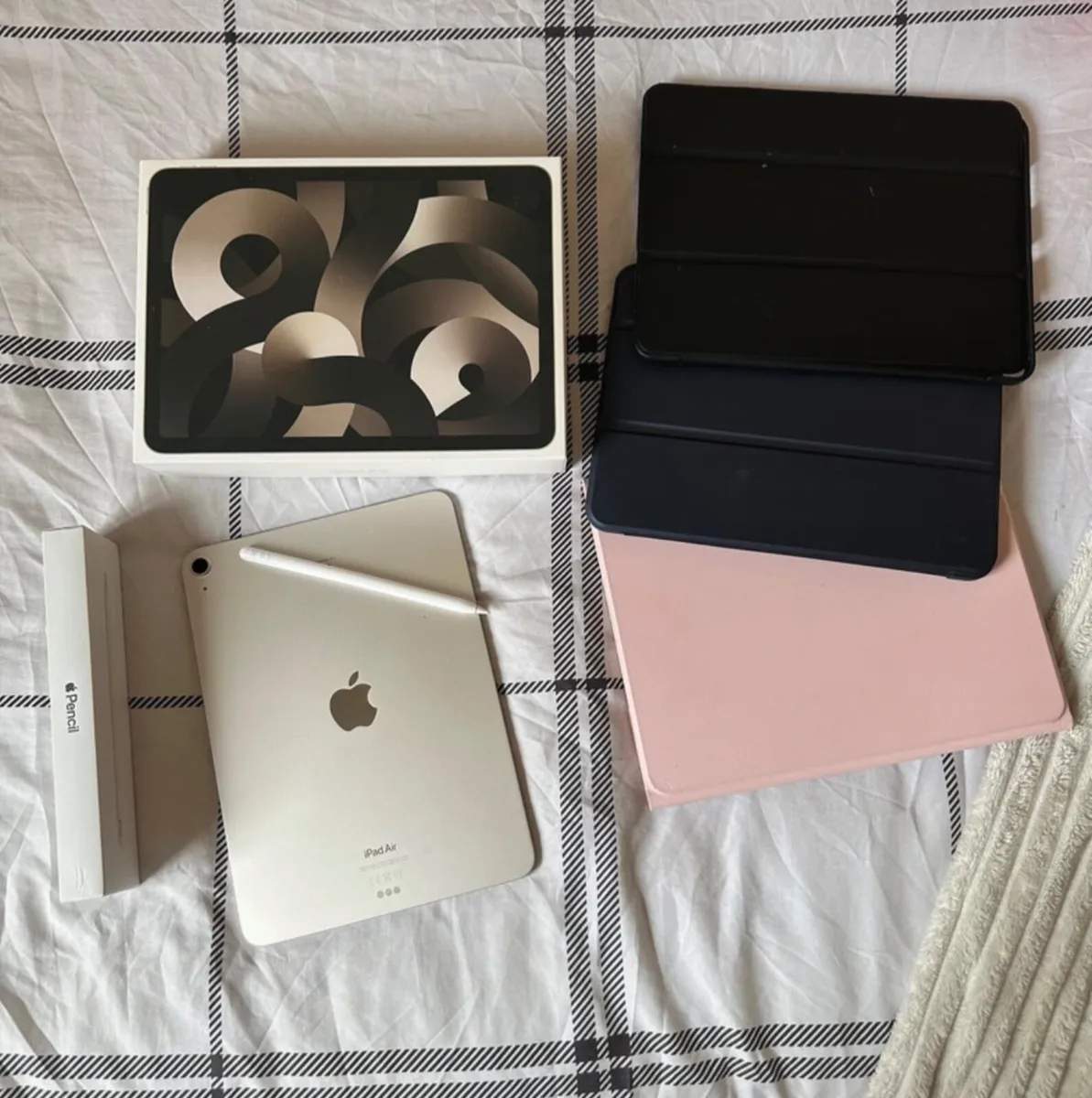 Apple iPad air 256gb with Apple Pencil 2nd gene - Image 3