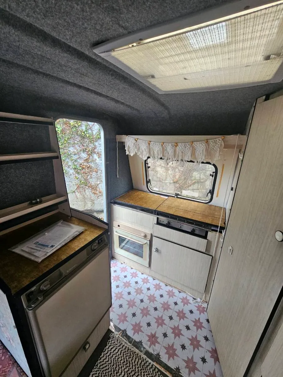 Freedom caravan - Image 4