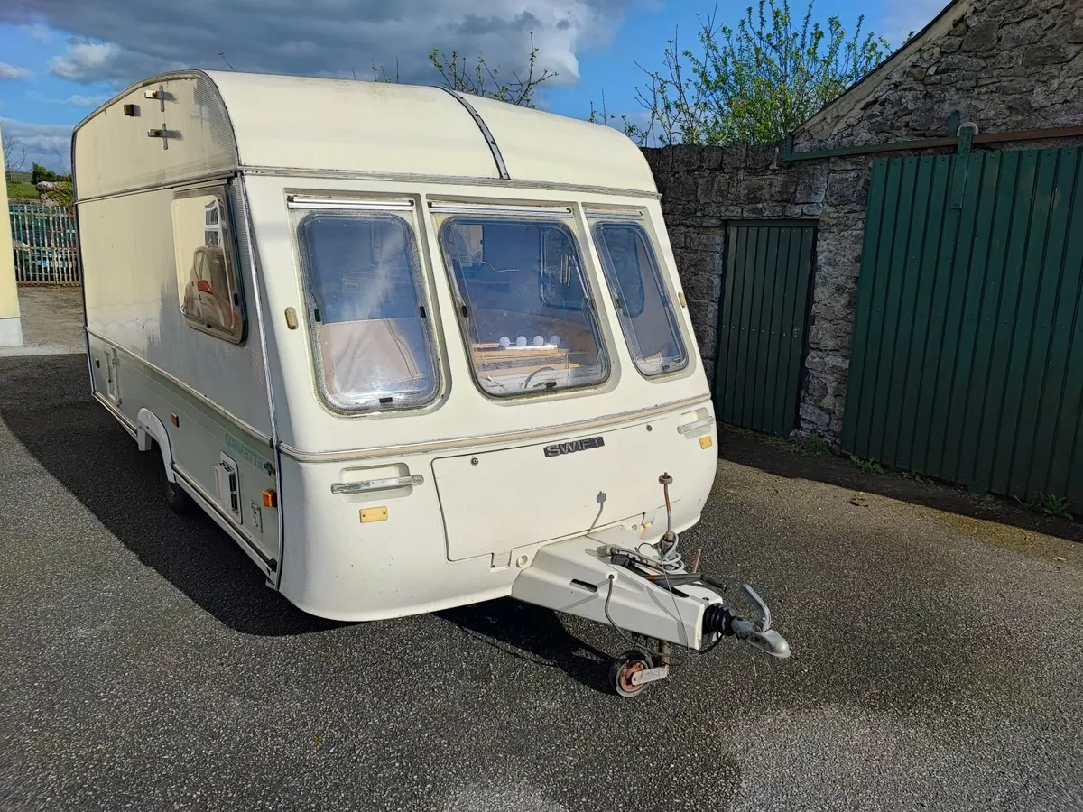Swift Corvette Diamond   3/4 berth - Image 3