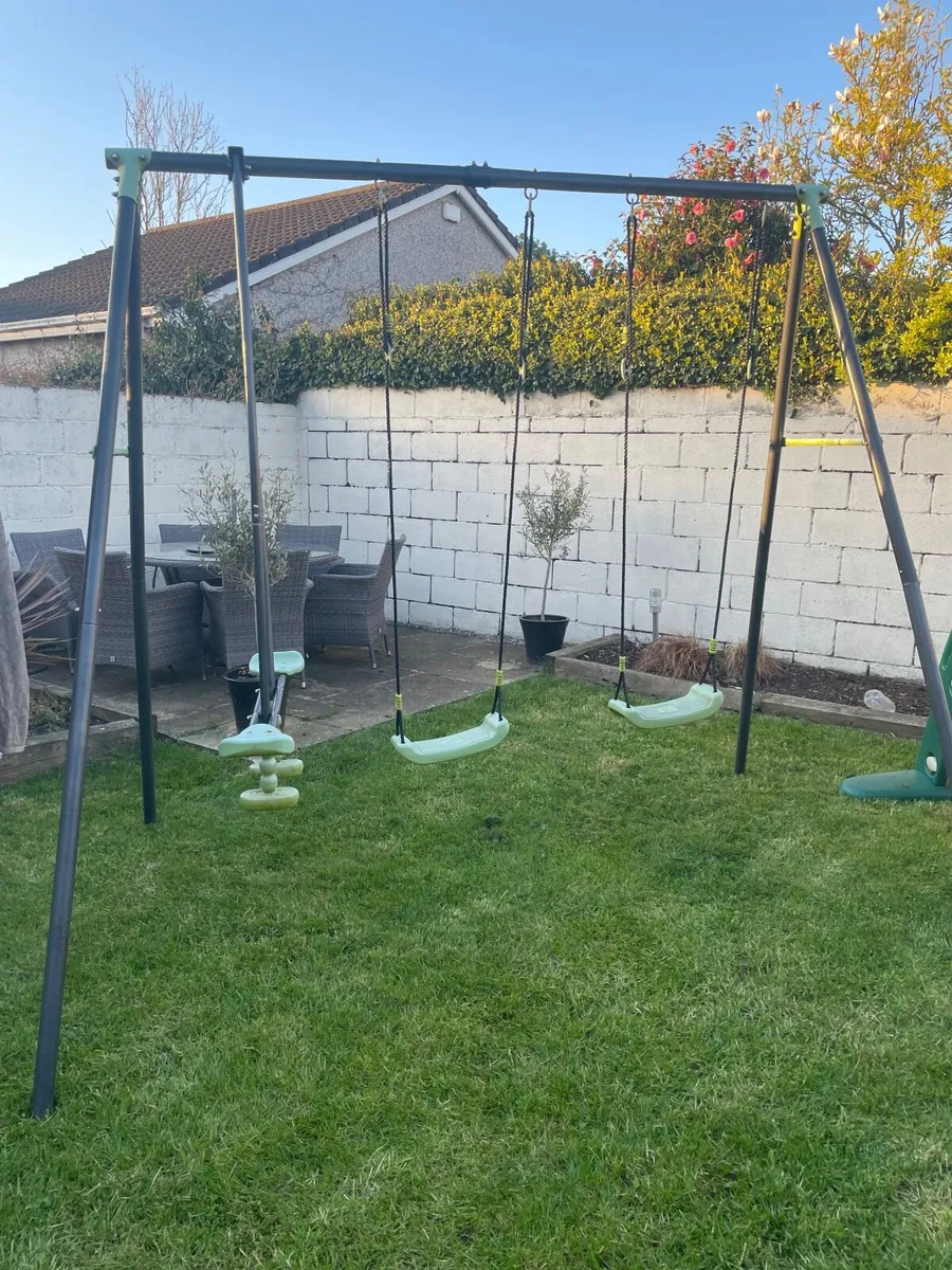 Swing set