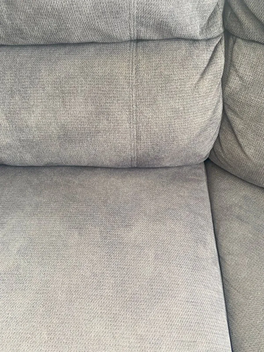 3 seater reclining Lily suite - Image 1