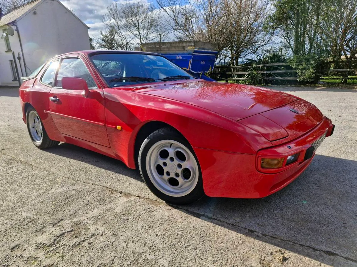 Porsche 944 - Image 1