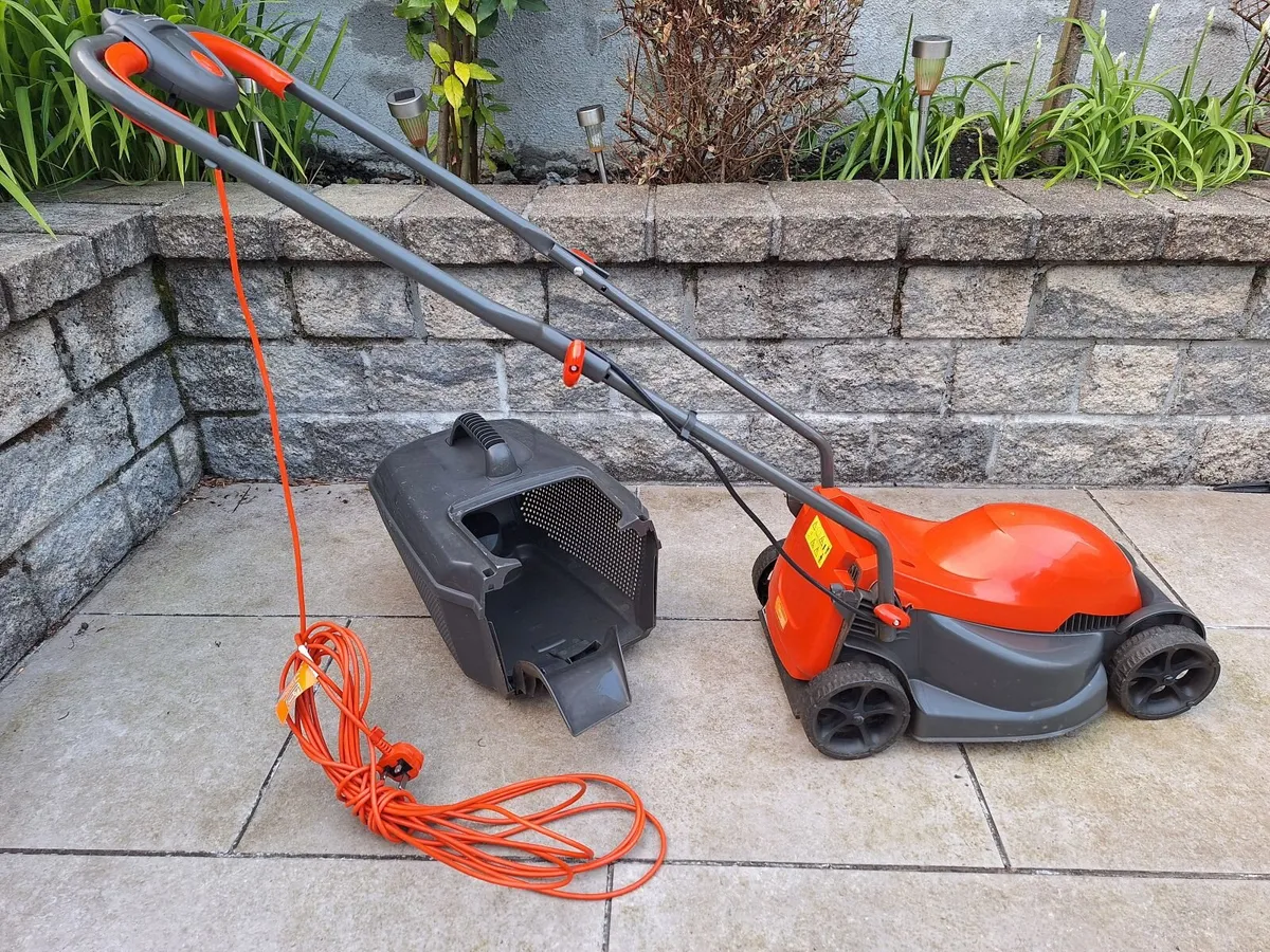 Flymo electric lawnmower 32cm - Image 2
