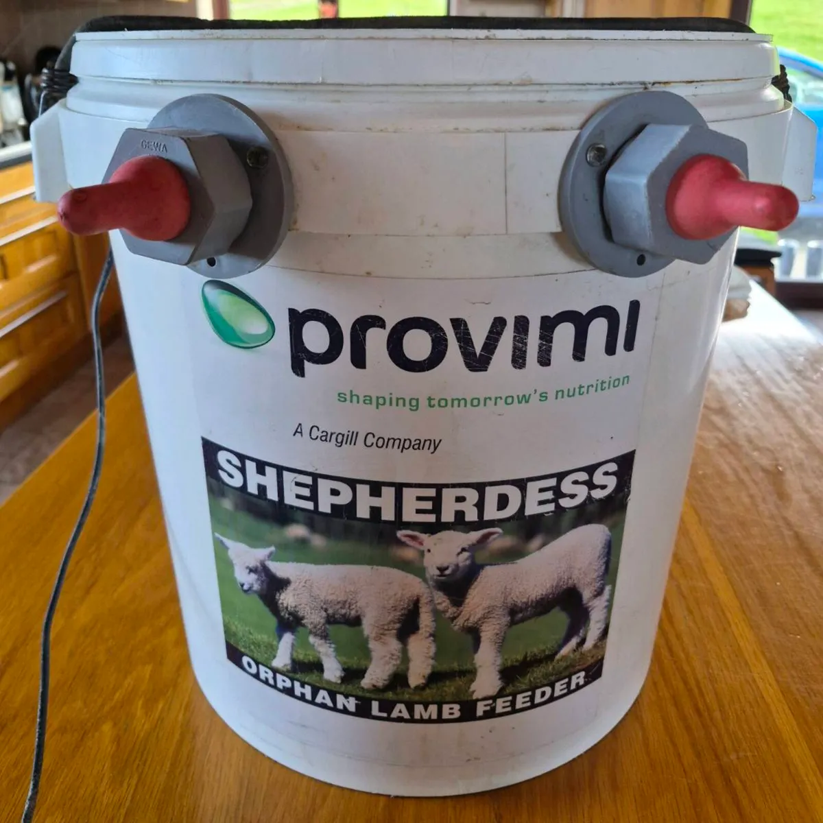 Provimi  Shepherdess lamb feeder - Image 2