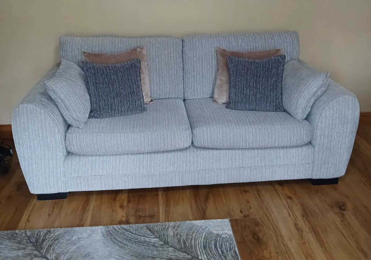3 seater sofa - Image 1