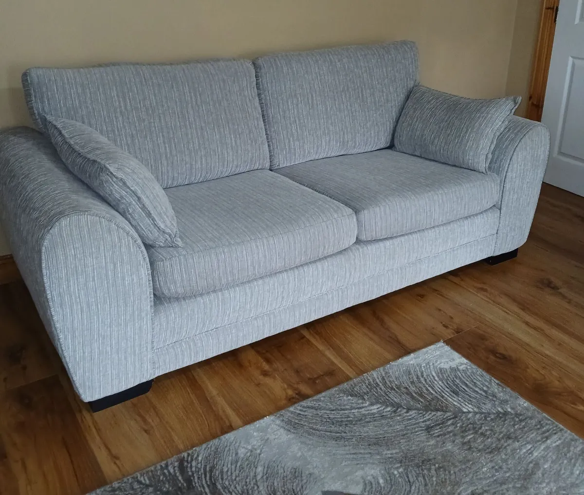 3 seater sofa - Image 4