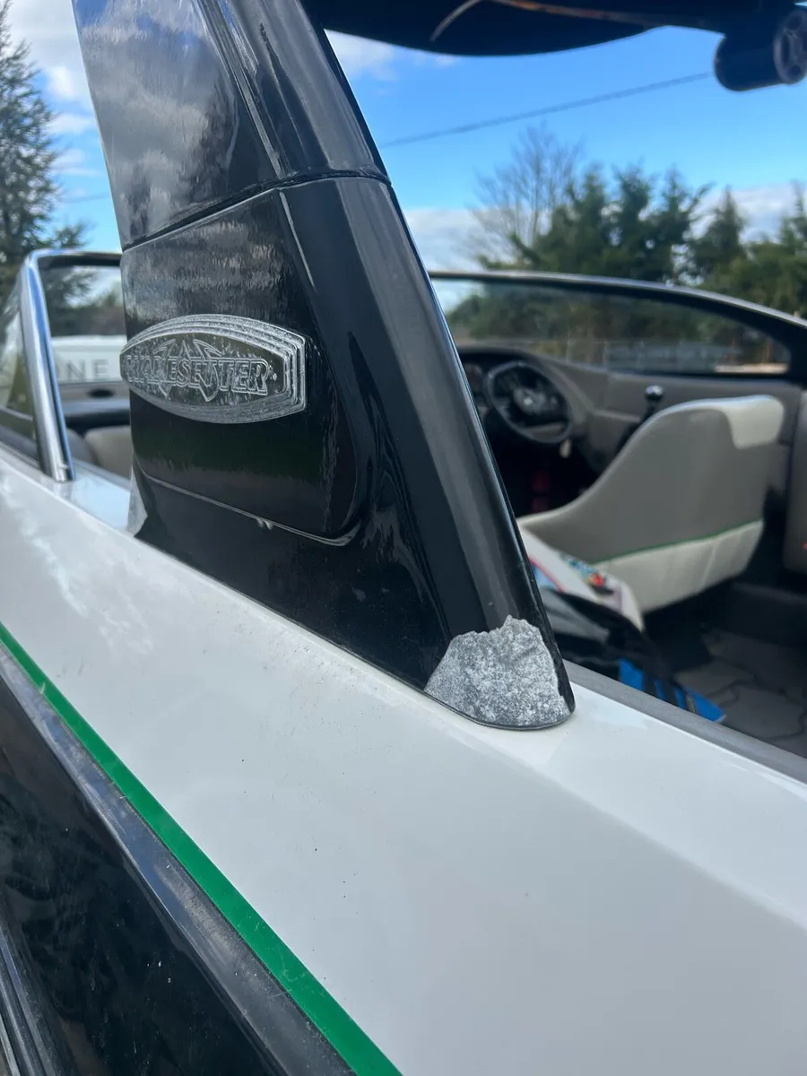 Malibu wake boat 23 Lav - Image 4