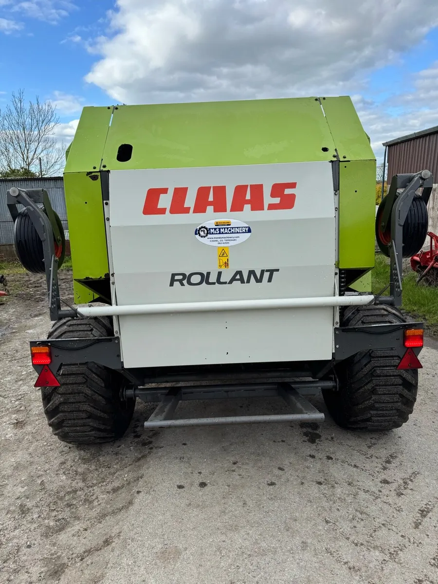 Claas 374 *LOW BALE COUNT* - Image 3