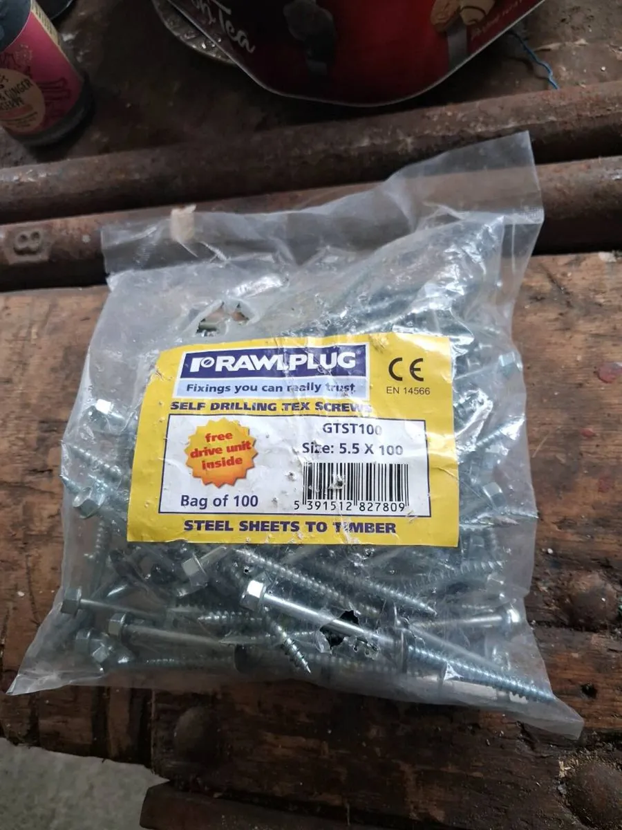 Self drilling Tex screws (4 inch long) - Image 1