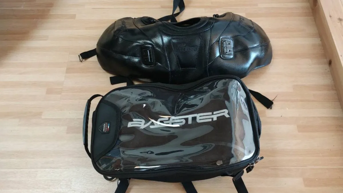 Triumph 1050 tank harness and tank bag. - Image 3