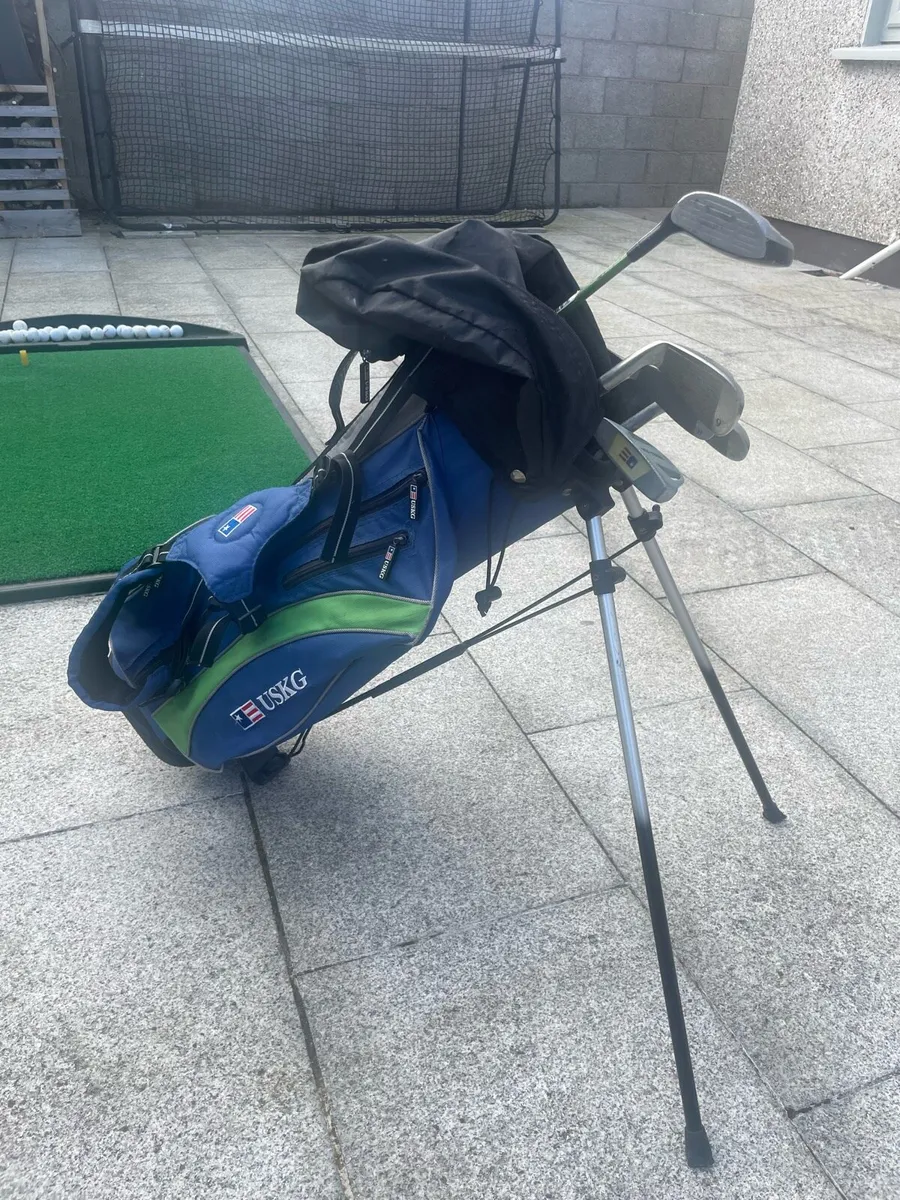 US Kids 57 Inch Junior Golf clubs and Bag - Image 1