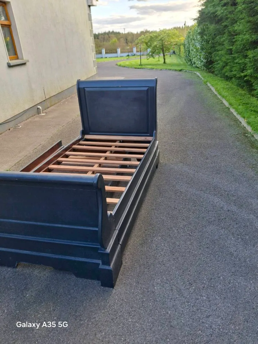 Sleigh bed - Image 3