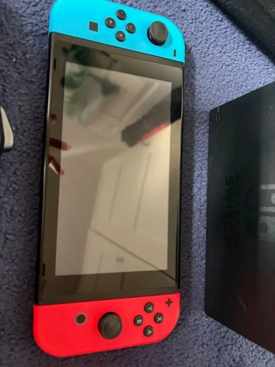 2 Nintendo Switches (can be sold separately) - Image 4