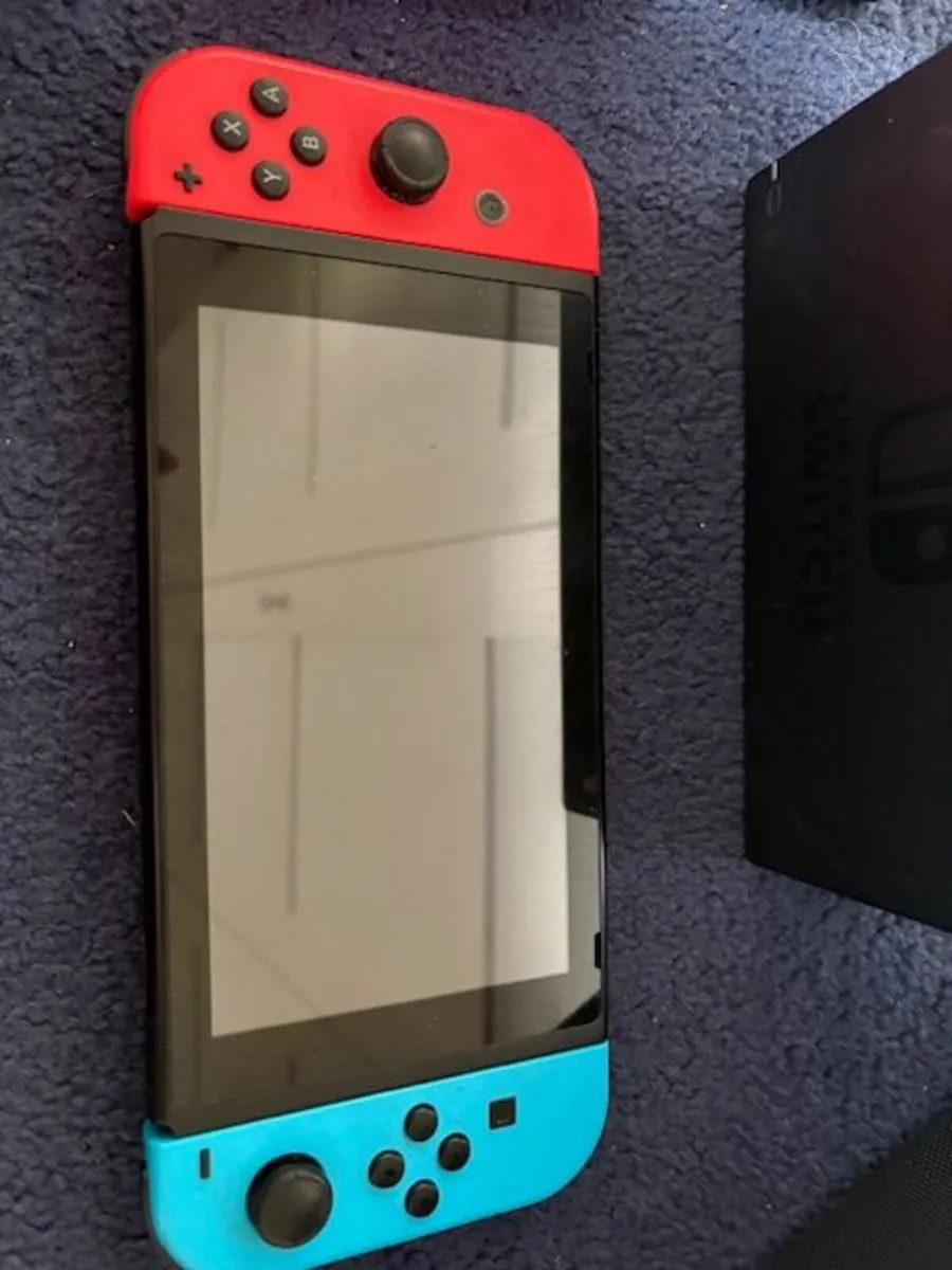 2 Nintendo Switches (can be sold separately) - Image 3