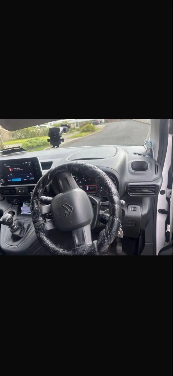 221 CITROEN BERLINGO - Image 4