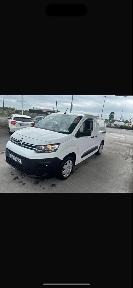 221 CITROEN BERLINGO - Image 1